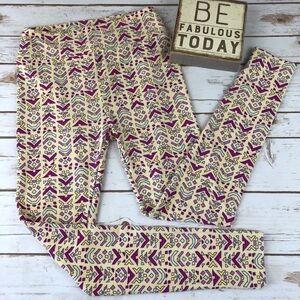 29 LuLaRoe Pale Yellow Pinkish Leggings Size OS